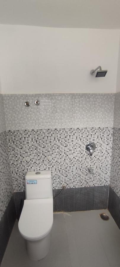 Noor Guest House Leh Esterno foto