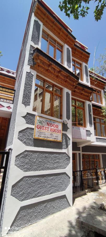 Noor Guest House Leh Esterno foto